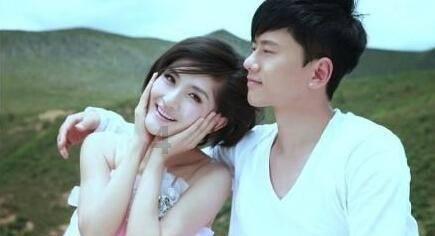 探索我和男朋友说你知道为什么我喜欢让你睡觉抱着我吗?因为有安全的感觉,然后我男朋友很开心为什么,发现无限精彩!